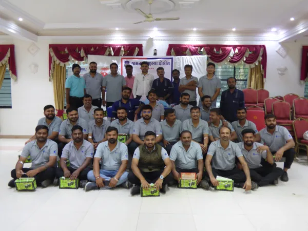 Shiv Om employees at blood donation camp organized by Jamnagar District Police